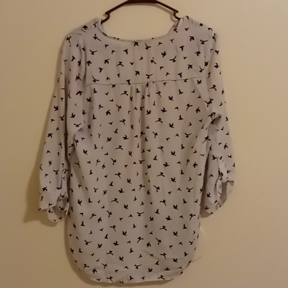 Sweet Rain white blouse with bird pattern - Picture 2 of 2